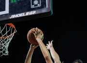 开云下载-群星闪耀！篮球赛场现精彩绝伦一幕的简单介绍