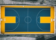 开云体育在线-诺里斯领衔史诗逆转，红牛二队如何以下克上击败红牛车队？