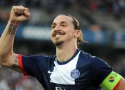 开云体育登录-冰火对决，新疆险胜映照赛场无常，利拉德神迹重定义伟大