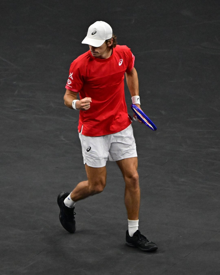 拉沃尔杯轻取戴维斯杯，阿尔卡拉斯刷新纪录的简单介绍