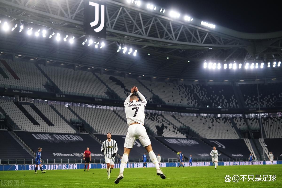 尤文图斯队斩获一场胜利赛