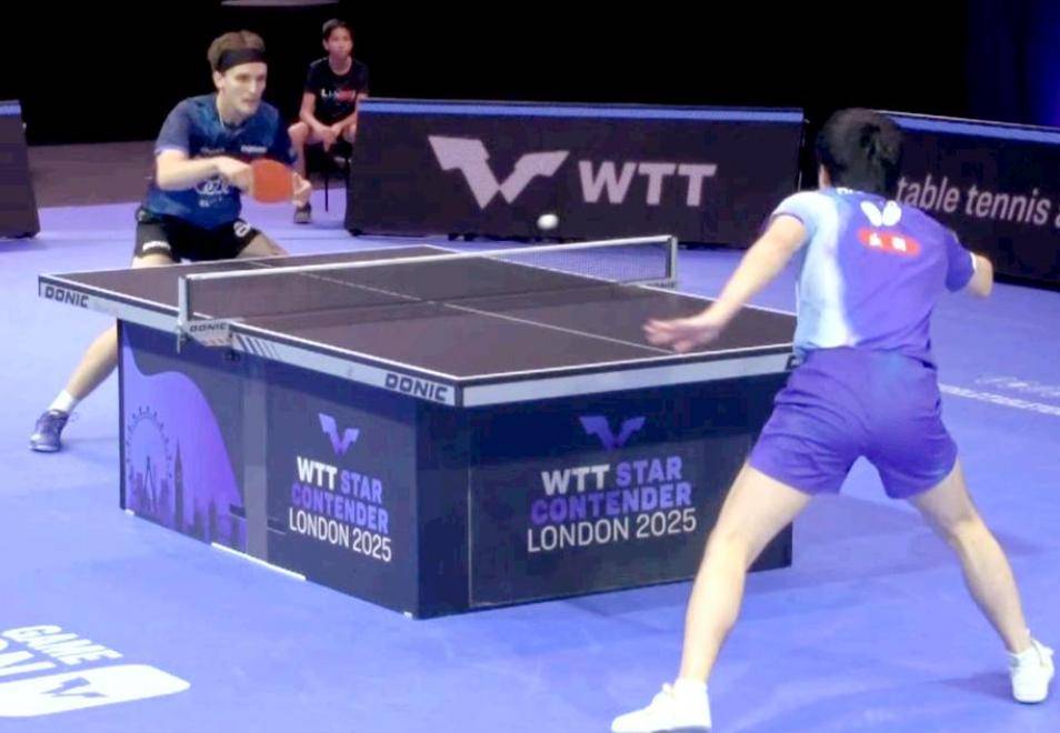 韩国乒乓球队鏖战日本乒乓球队，奥恰洛夫送出助攻的简单介绍