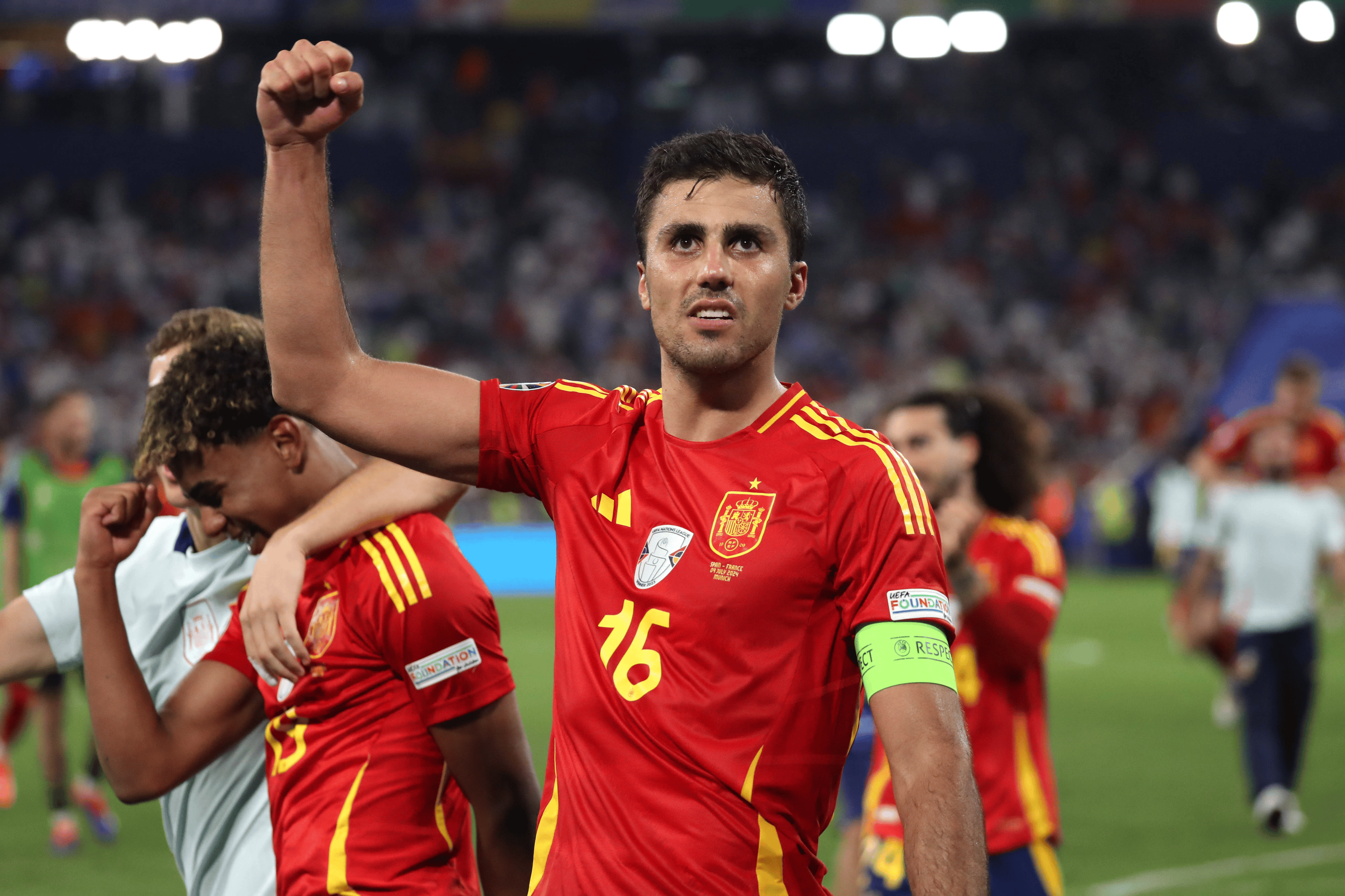 关于奋发向前，欧洲比赛场上球员实力大PK的信息