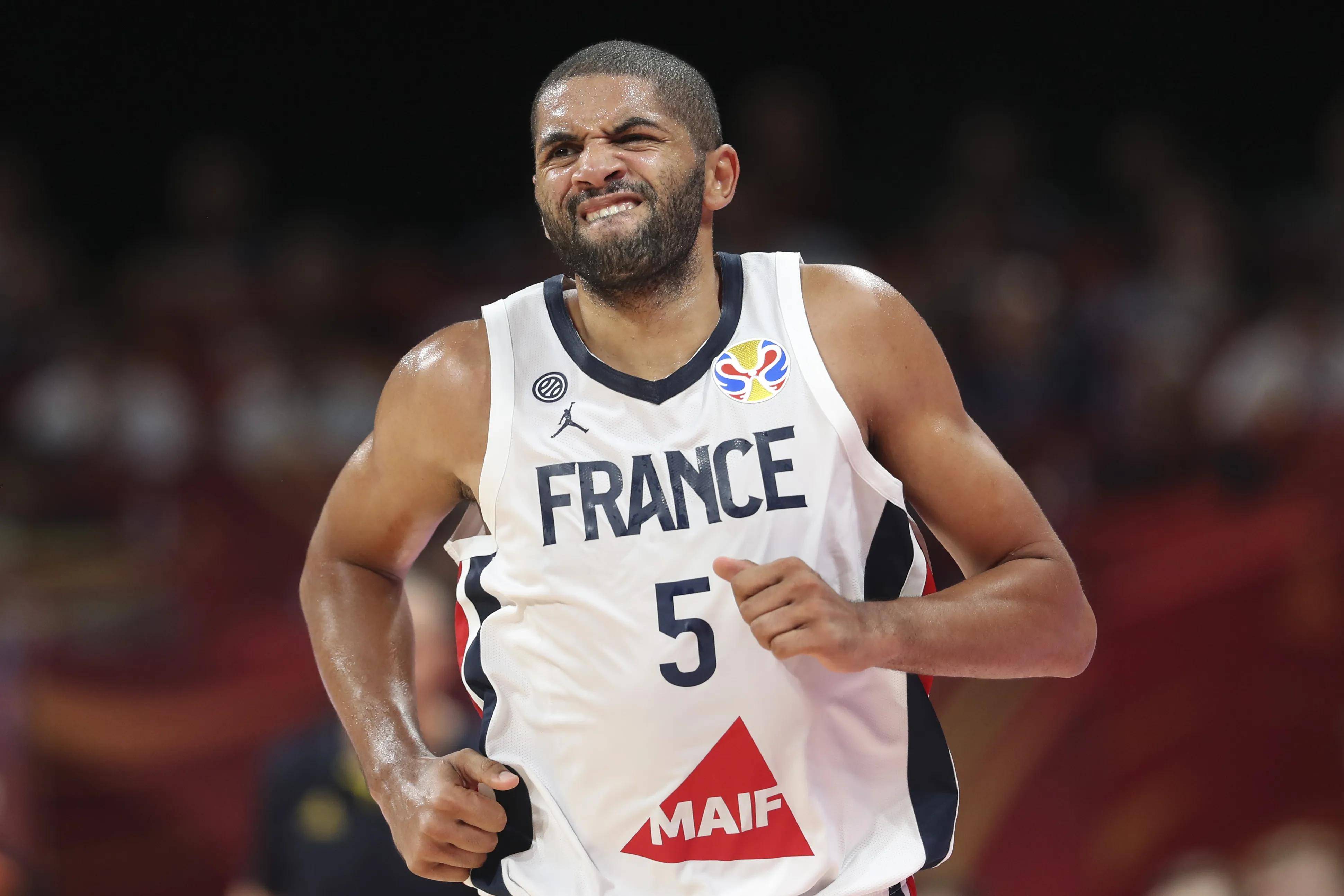 阿根廷男篮轻取德国男篮，萨姆·米切尔高光表现的简单介绍