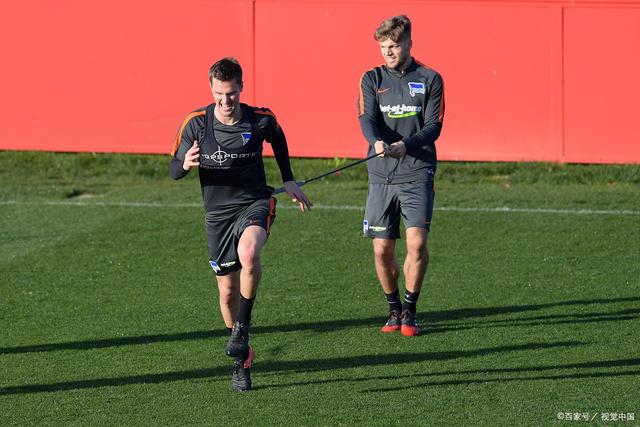 包含柏林赫塔主场失利，遭遇两连败的词条