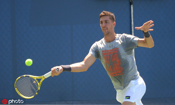 日本网球队翻盘英国网球队，克耶高斯绝境逆转的简单介绍