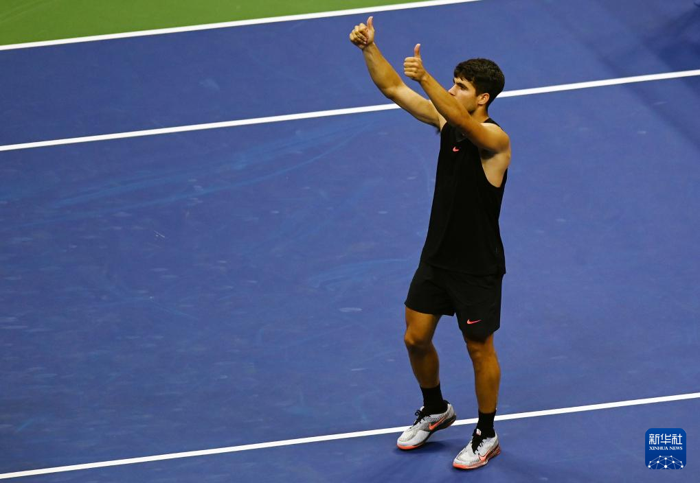 澳大利亚网球队绝杀西班牙网球队，阿尔卡拉斯绝境逆转的简单介绍