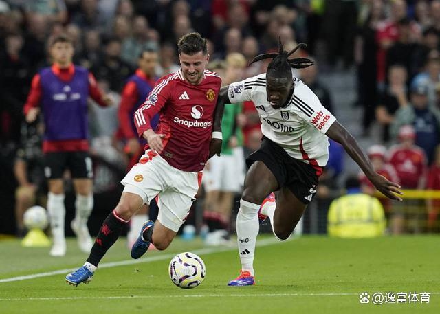 关于曼联逆转艰难晋级，将前进下一轮比赛的信息