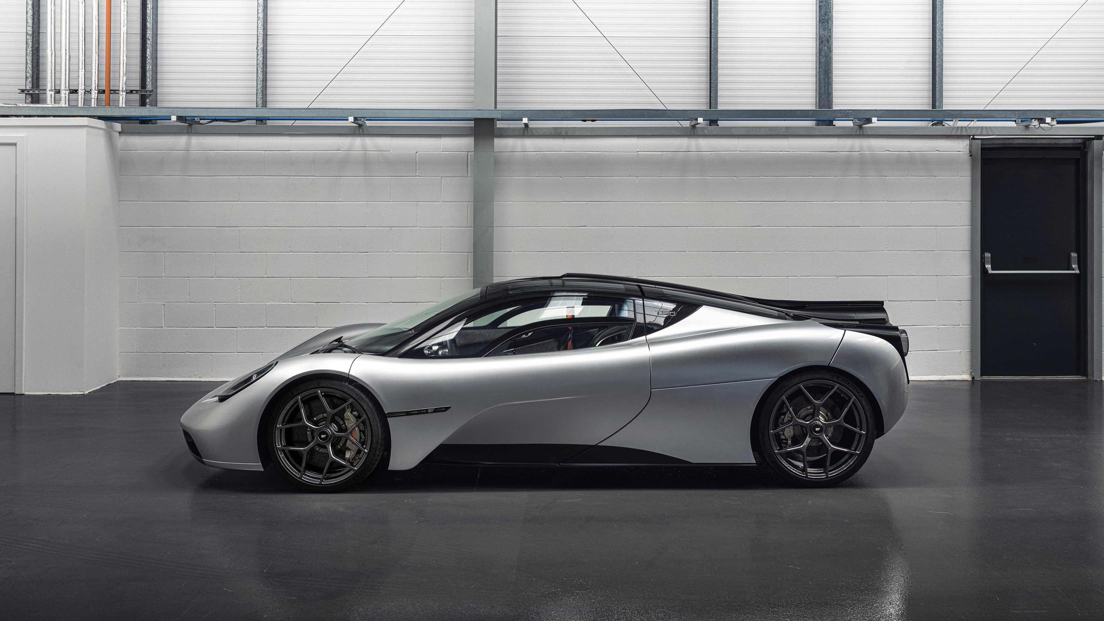 巴尔韦德运筹帷幄,瑞士铁骑横扫威尔士—解析比赛掌控力的艺术