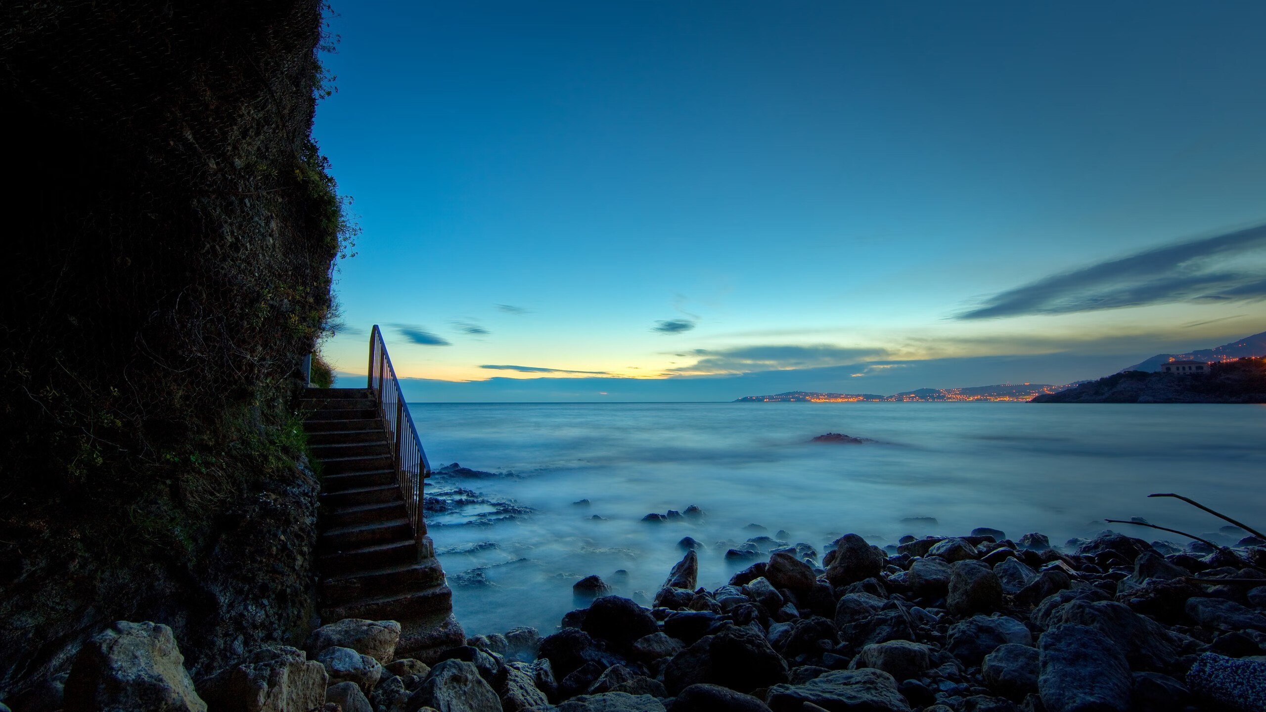 F1新赛季揭幕战焦点战，速度与悬念齐飞，恰似韩国终结勒沃库森不败神话