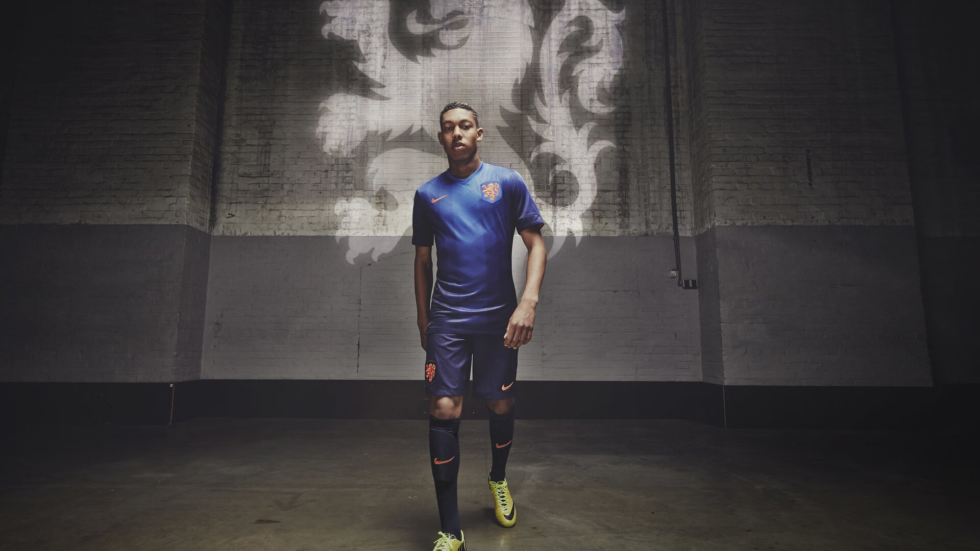 东决关键战之夜,贝林厄姆点燃赛场